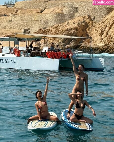 Simona Shao star nice photos