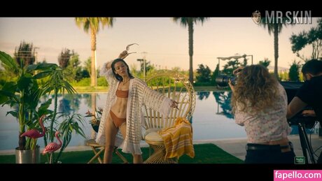 P nar Deniz star perfect pictures