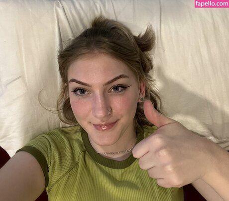 atrophicbtrfly art star pics