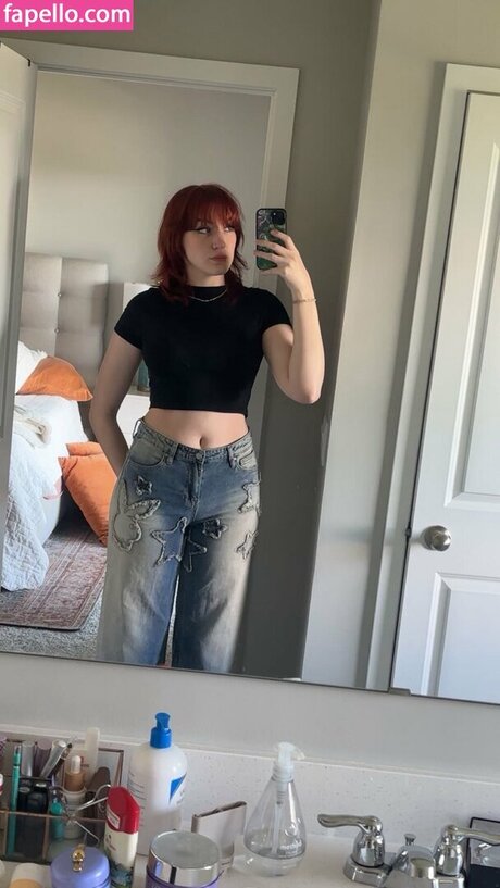 atrophicbtrfly exclusive actress pictures