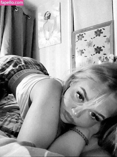 billiej x model pretty pic