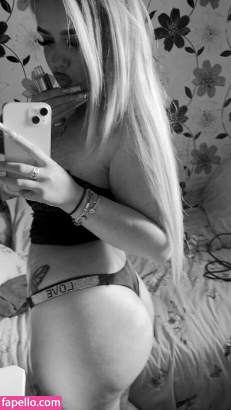 billiej x nudes model photos