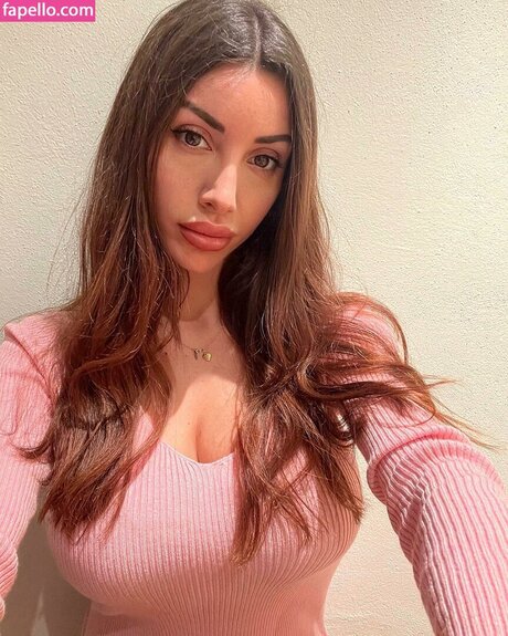 Oriana Tubiolo high quality actress images