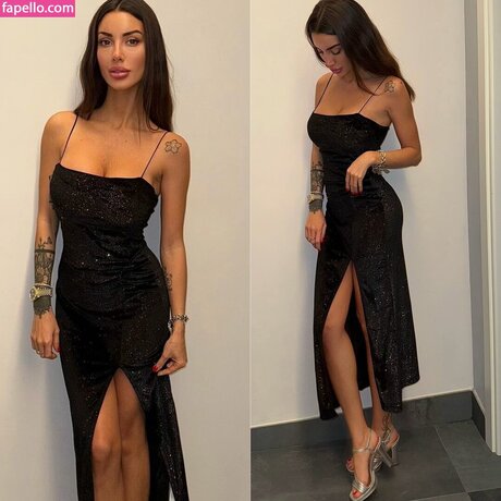 teen lesbian onlyfans nude photo