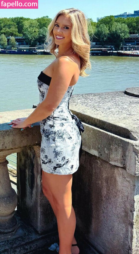 Sydney Segars top star pics