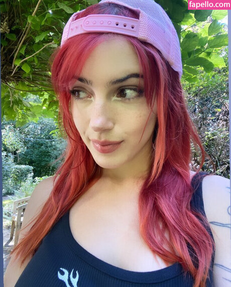 Solomonica De Winter beautiful actress photo