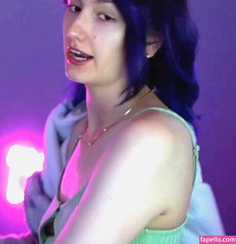 Rayactions model exclusive images