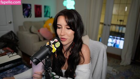 brieanneroksa free star pic