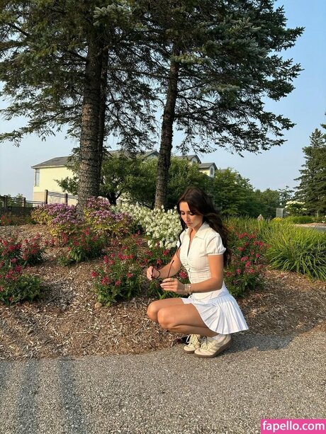 brieanneroksa erotic actress galleries