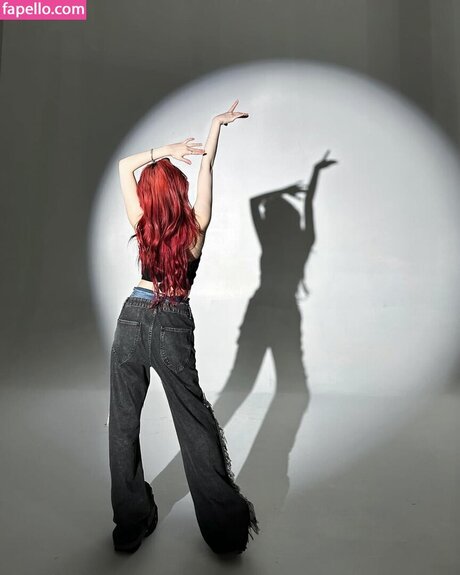 angelina zhq hot star img