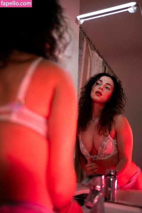 manoninthesun model beautiful pic