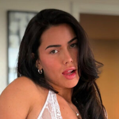 Gabrielle Nogue pretty pornstar gallery