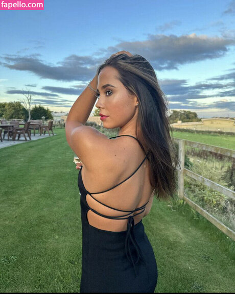 Heather Bowling model xxx pic