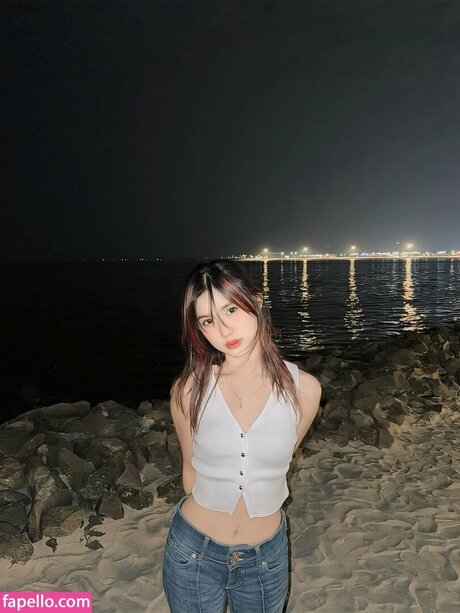 Leonazhen adult model photos