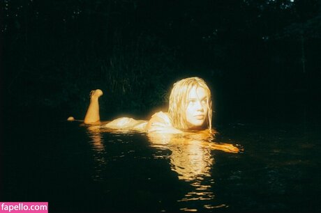 Eve Kovac sexy pornstar image