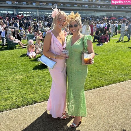 Sophie Williams nice pornstar img