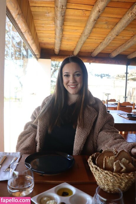 micaelapinela exclusive model pictures