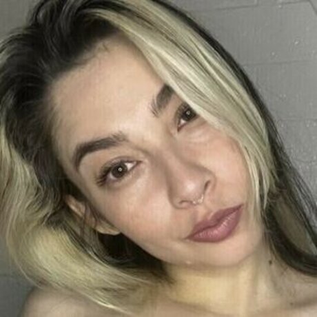 Alanna Castro pornstar nude photos