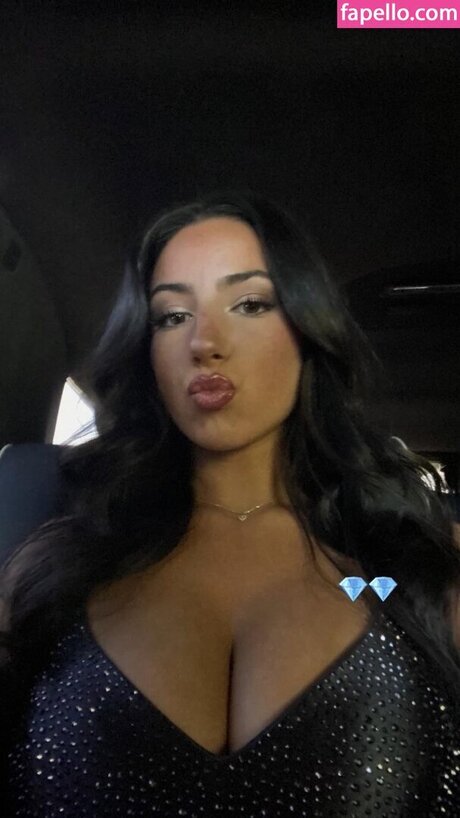 famous nude onlyfans hot photo