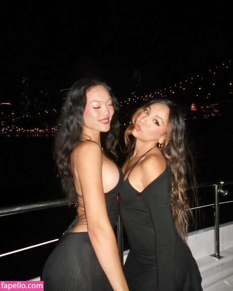 My Tien Tran nude model photos