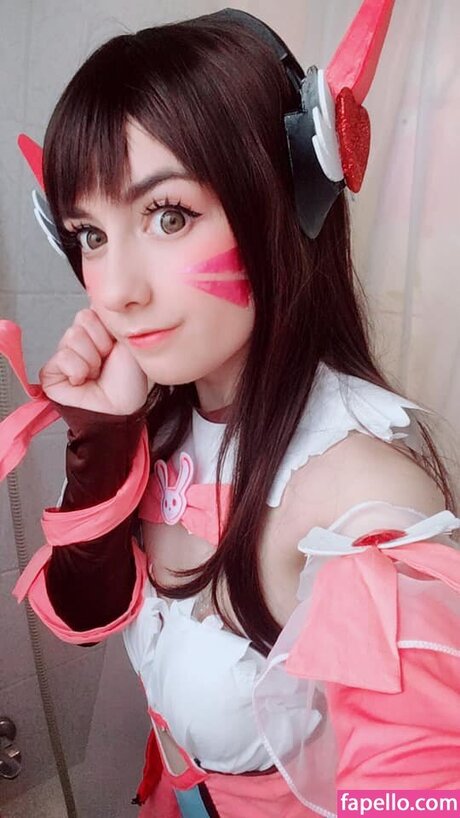 Lilyshibe adult model gallery