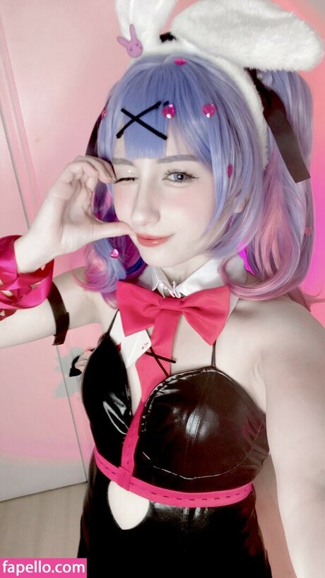 Lilyshibe naked pornstar photo