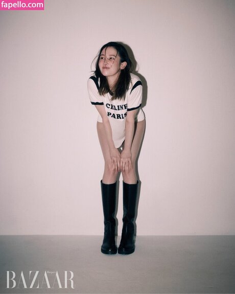 Jeon Jong seo exclusive actress gallery