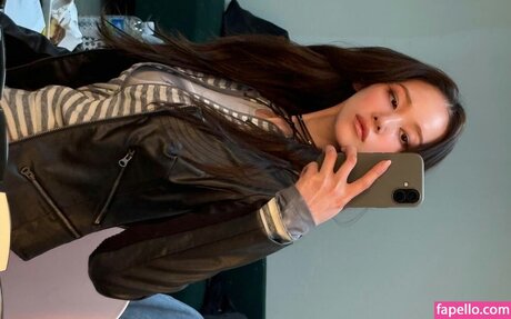 Jeon Jong seo model adult image