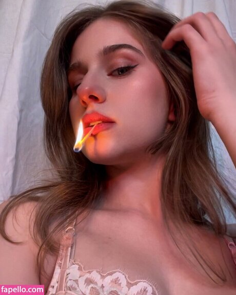 Alaurabidingcitizen star free pictures