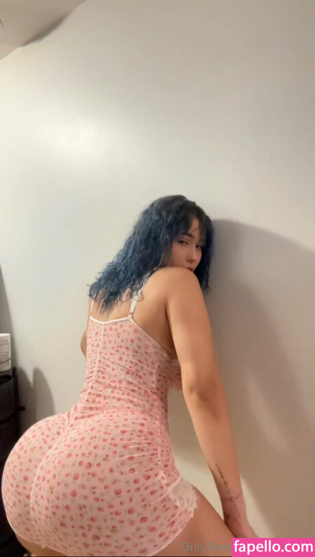 Laynis Almonte adult model archive