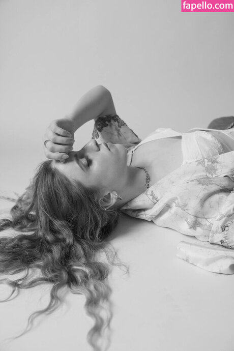 Angelina Mango star nice archive