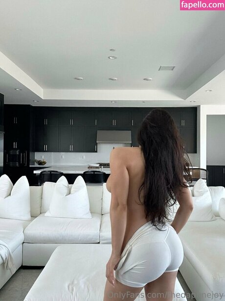 DaphneJoy pornstar nude picture