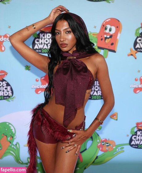 Lara Raj pornographic model pics