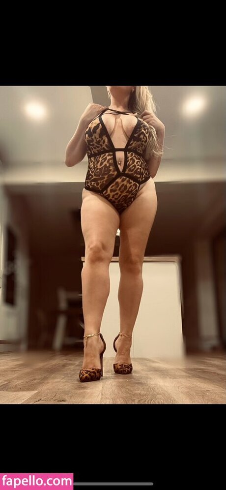 Polly Pocket The Profiteer star hot photo