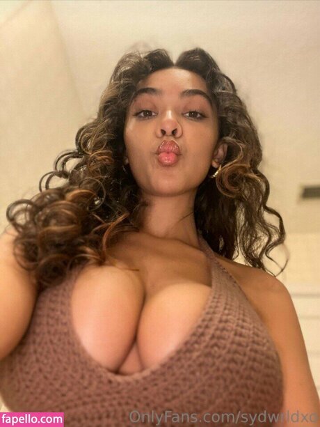 sydswrldxo porn model images