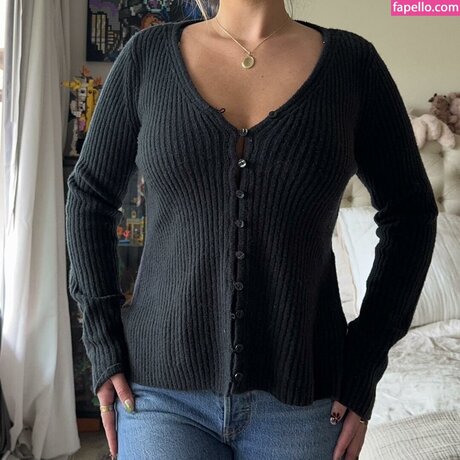 Kaylee Marvin star art archive