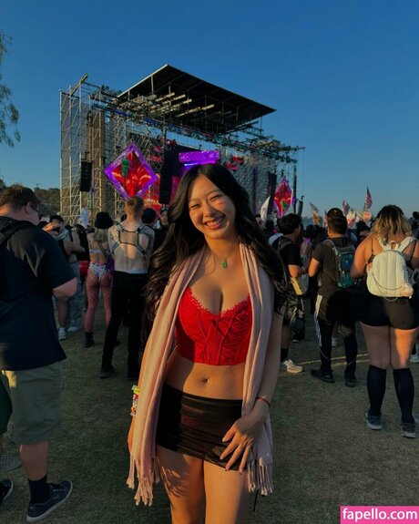 shoujolivia erotic star pics