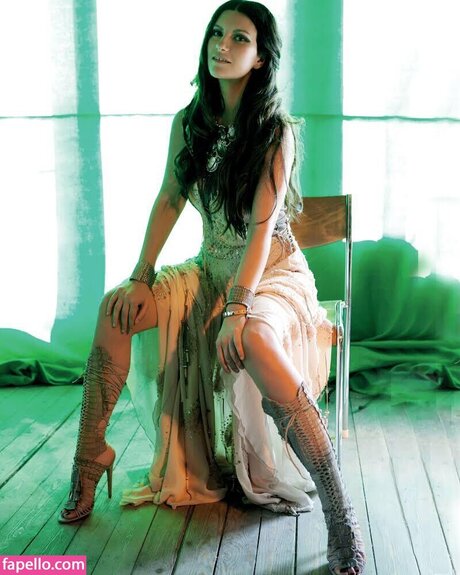 Laura Pausini best star pics