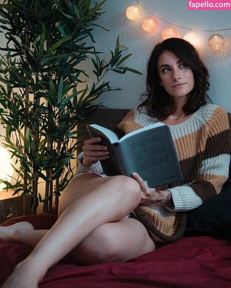 sexy mom onlyfans free sex photo