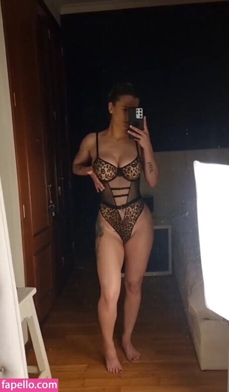 Adriana Filipa best star image