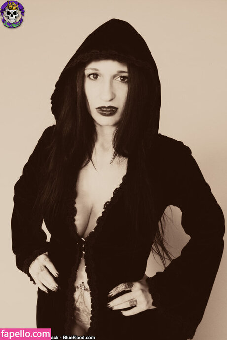 Lori Naughty top pornstar pics