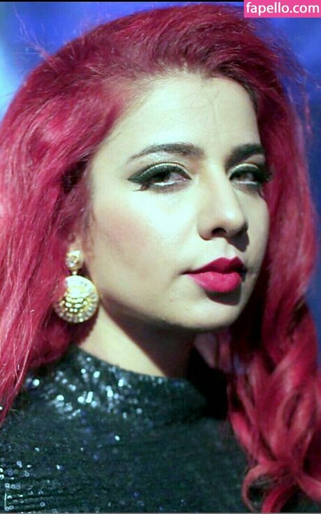 Jasmine Sandlas model free image