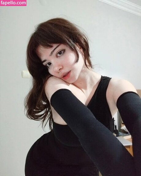 Mitsurigen pornstar sexy photo