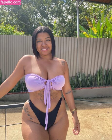 Melanie Noelia exclusive model photo