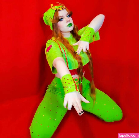 Plaguemaryjane sexy model photo