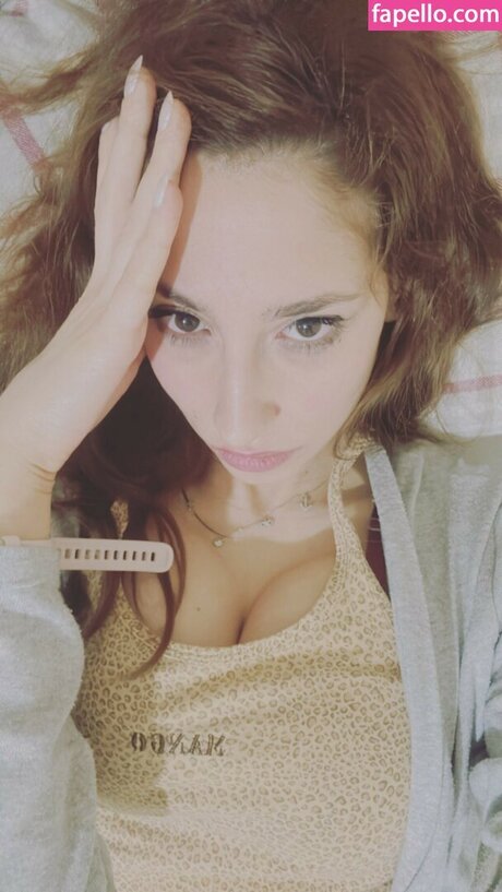 Kybeleniz erotic pornstar pics