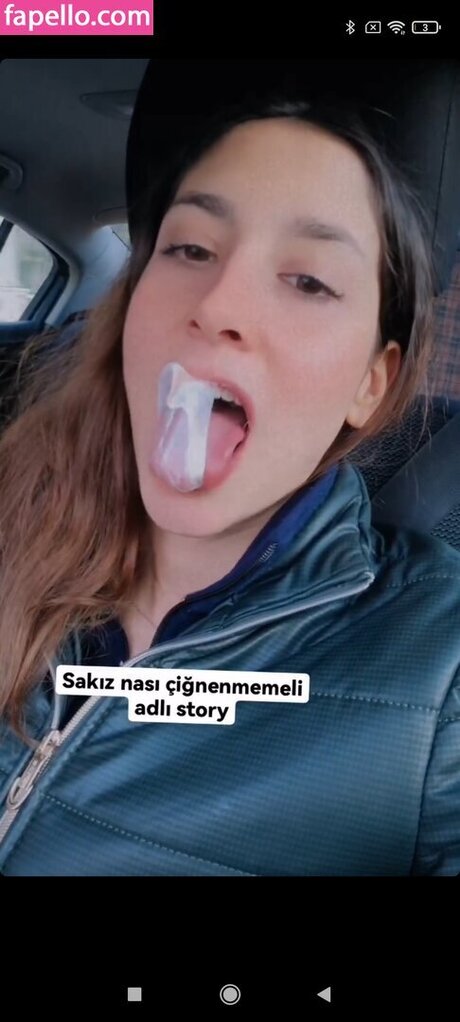 Kybeleniz nude actress pic