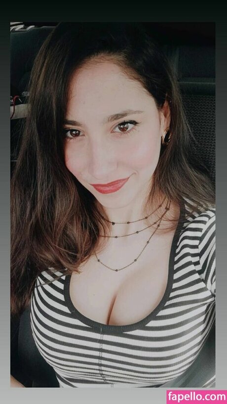 Kybeleniz naked pornstar picture