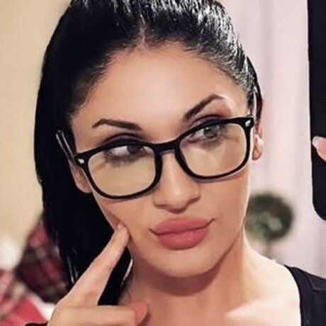 slanofflames porn actress picture