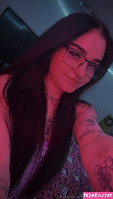 Shelleyyrose pornographic star image